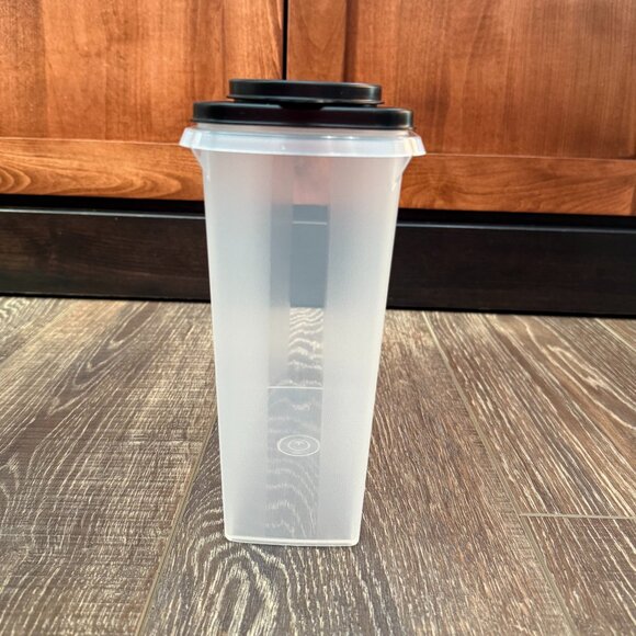 Tupperware Cereal Storer - Picture 4 of 15